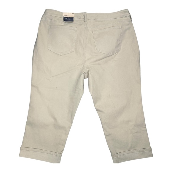 NWT NYDJ Plus Size Marilyn Straight Crop Jeans in Feather. Sz: 18W - Picture 6 of 10